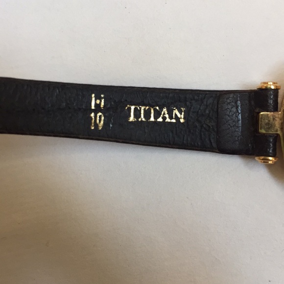 18k Gold Plated Titan Watch - Picture 3 of 5